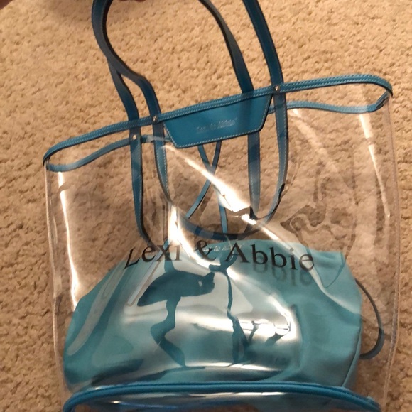 Tote - Picture 4 of 5